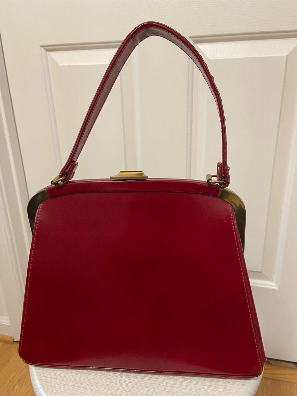 Structured Red Top-Handle Satchel - Picture 2 of 7